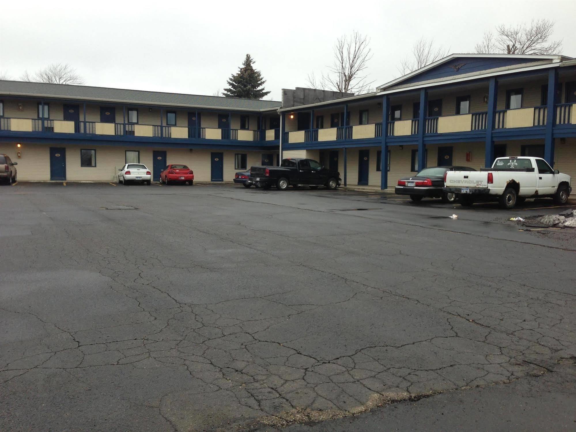 Cadet Motor Inn - Coldwater Kültér fotó